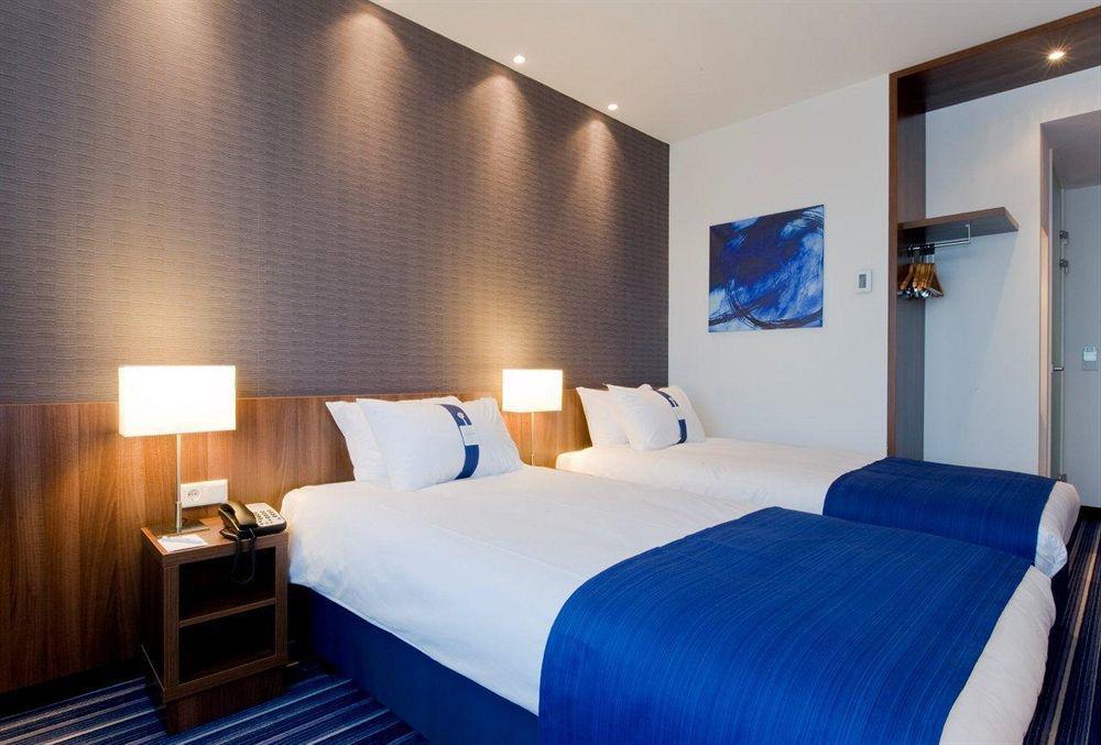 Holiday Inn Express Rotterdam - Central Station By Ihg Eksteriør billede