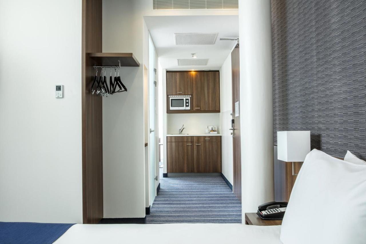 Holiday Inn Express Rotterdam - Central Station By Ihg Eksteriør billede