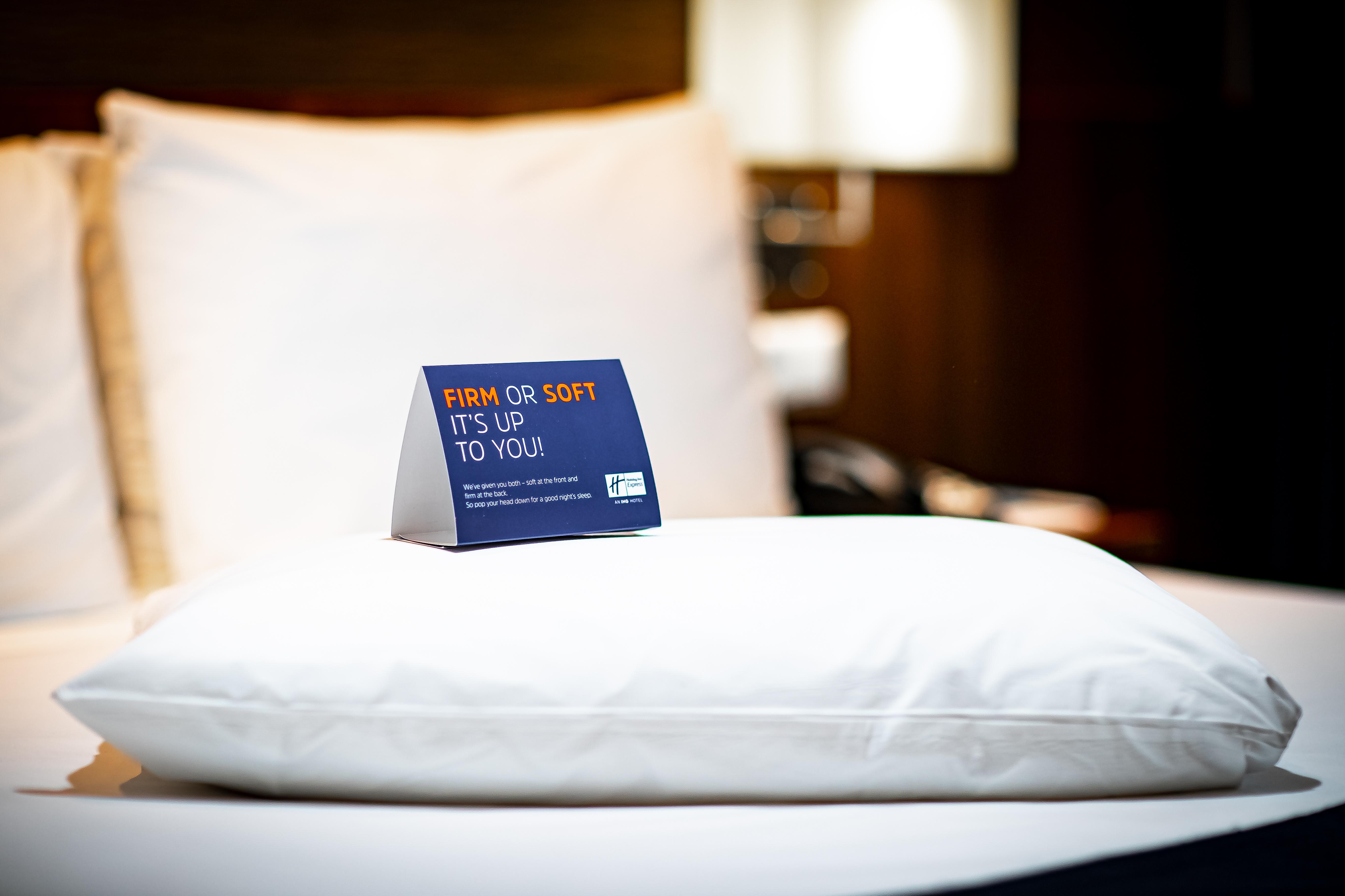 Holiday Inn Express Rotterdam - Central Station By Ihg Eksteriør billede