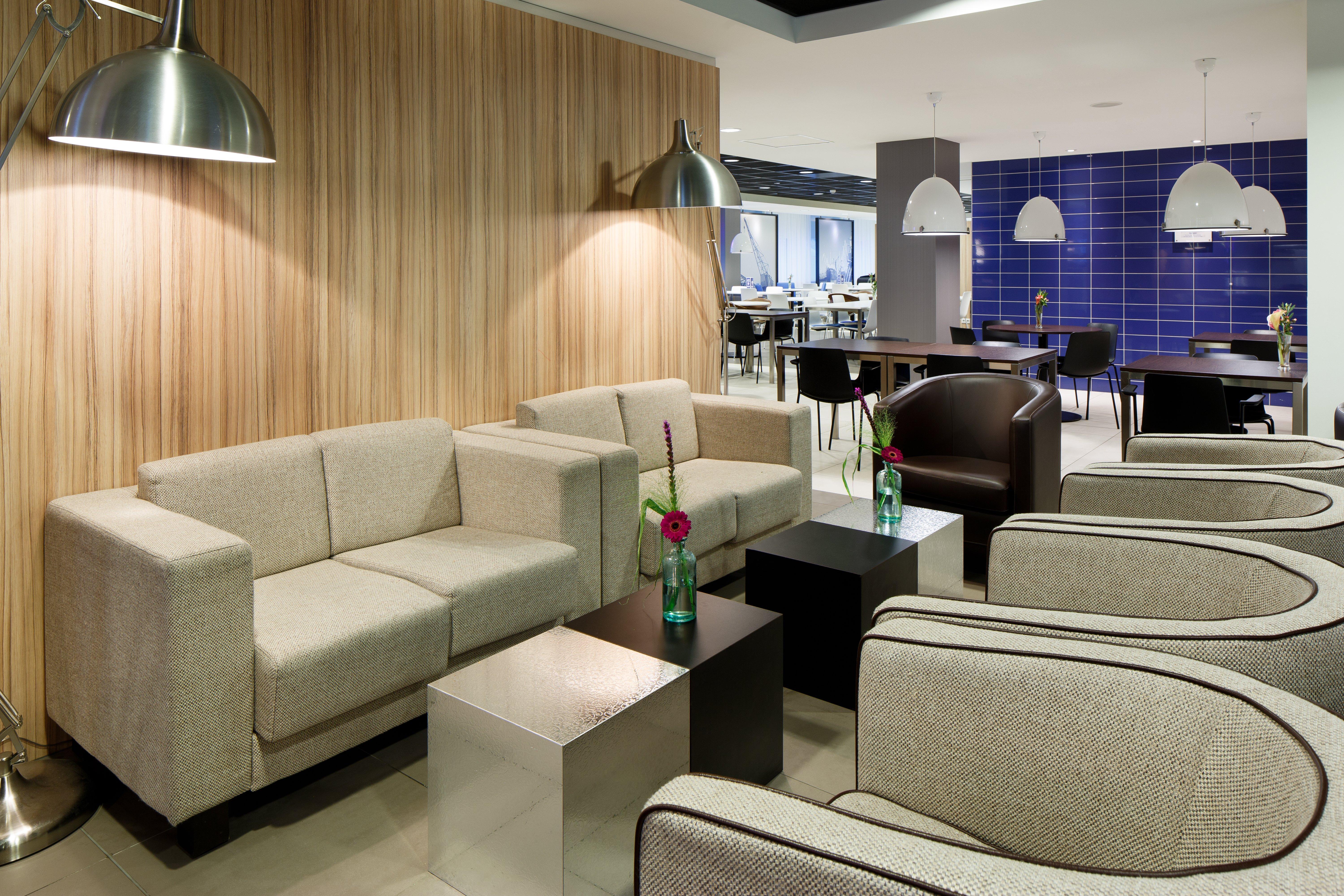 Holiday Inn Express Rotterdam - Central Station By Ihg Eksteriør billede