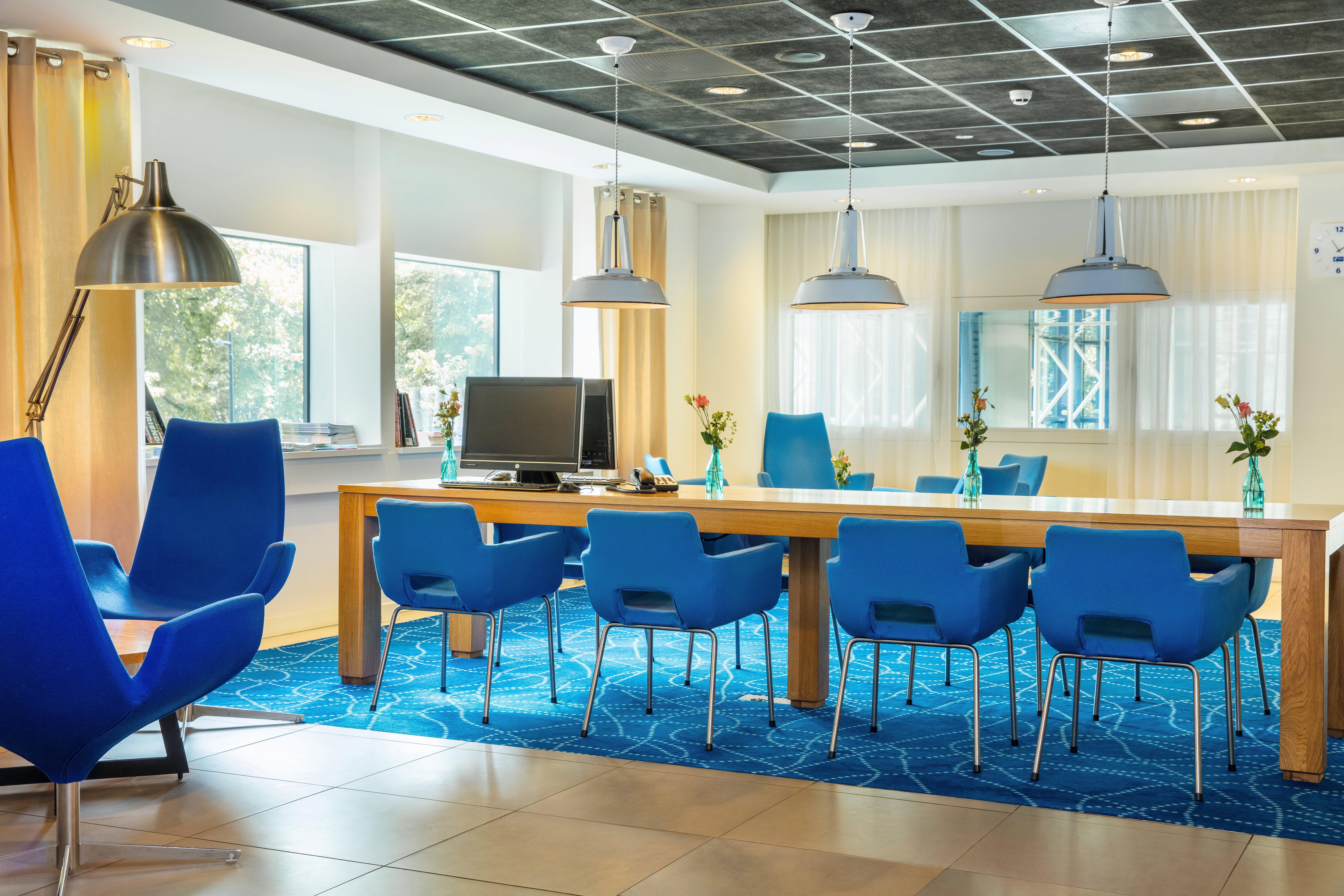 Holiday Inn Express Rotterdam - Central Station By Ihg Eksteriør billede