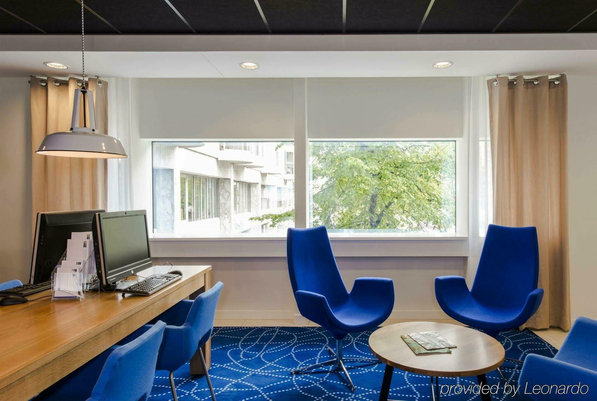 Holiday Inn Express Rotterdam - Central Station By Ihg Eksteriør billede
