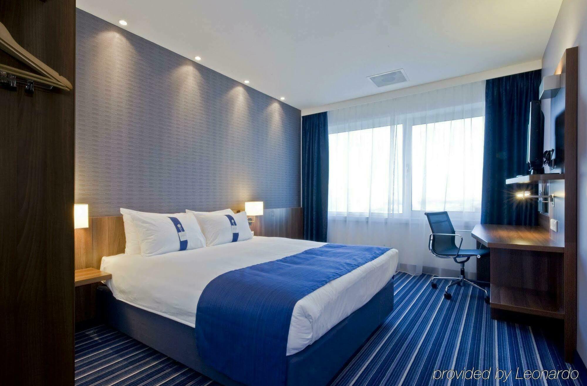 Holiday Inn Express Rotterdam - Central Station By Ihg Eksteriør billede